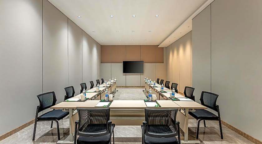 Holiday Inn Jiuhua Mountain Hot Spring By IHG