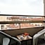 'RE-Dama Hostel