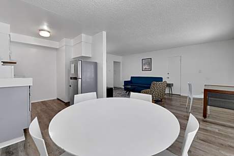 One Bedroom Suite with Two Double Beds