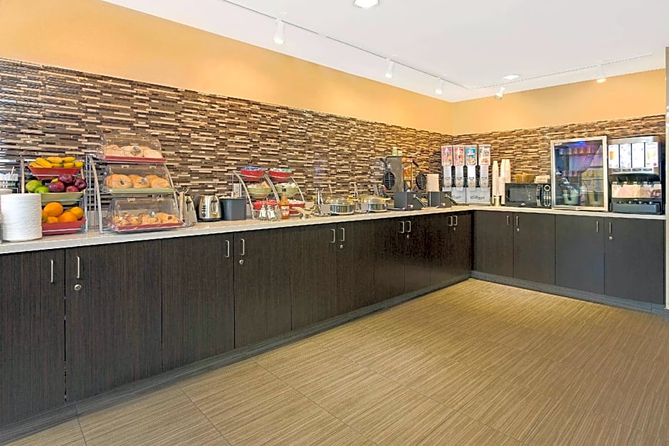 Hawthorn Extended Stay by Wyndham Cincinnati/Sharonville