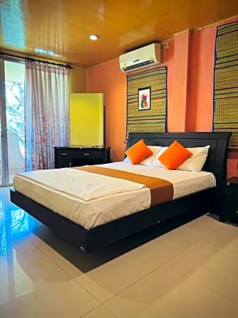 Deluxe Double Room with Balcony