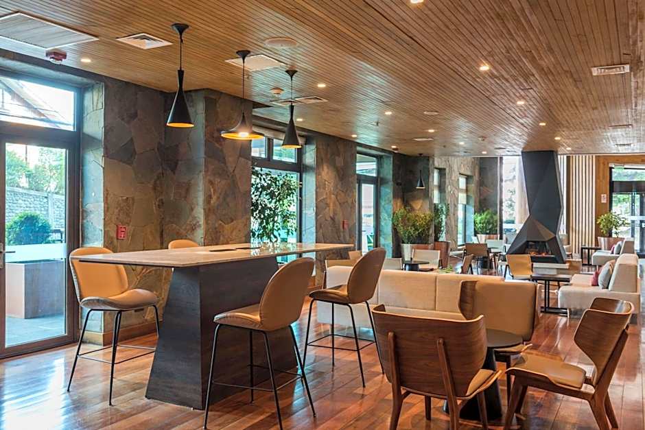 Courtyard by Marriott Puerto Montt