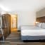 Holiday Inn Express & Suites Ludington
