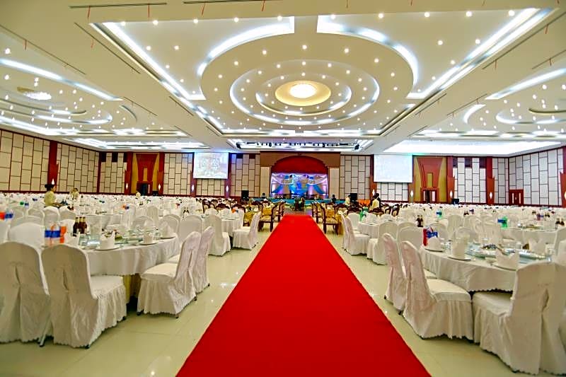 Arawan Riverside Hotel