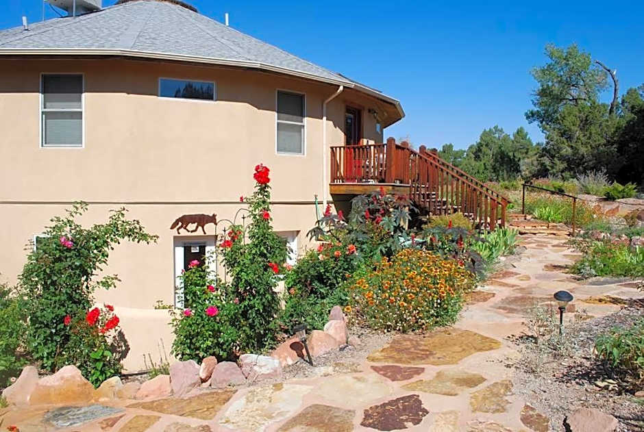 Red Moon Lodge