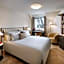 Small Luxury Hotel Ambassador a l'Opera