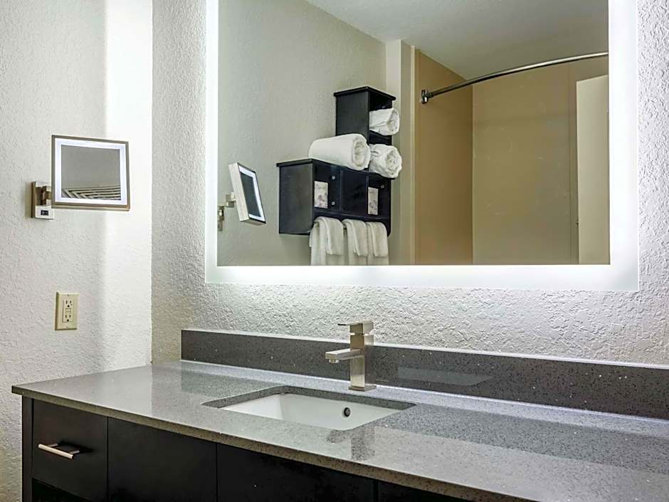 La Quinta Inn & Suites by Wyndham Prattville