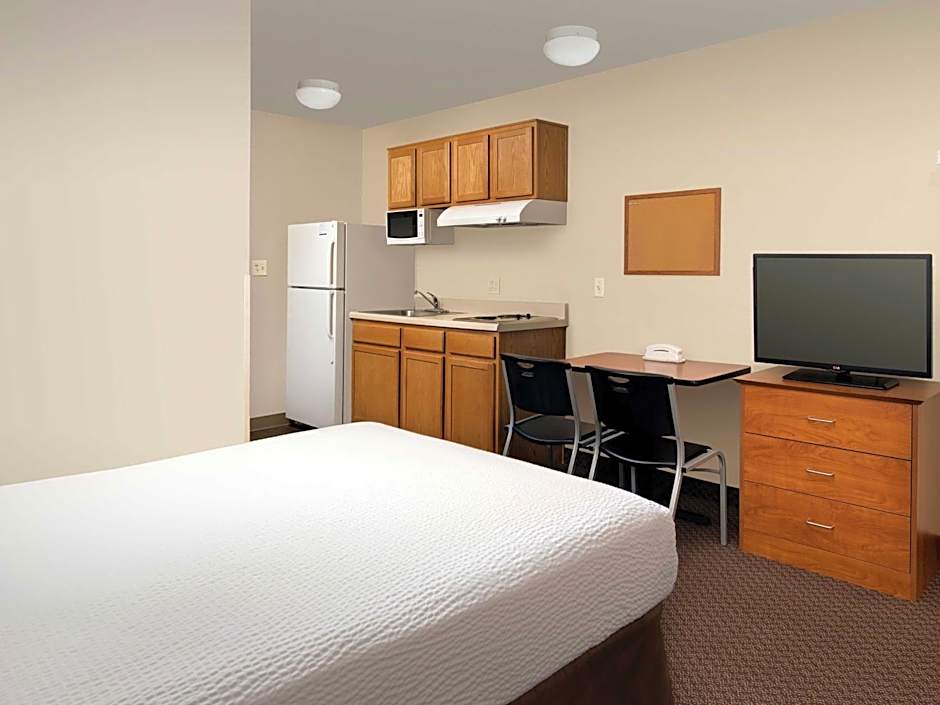 WoodSpring Suites Kansas City Lenexa