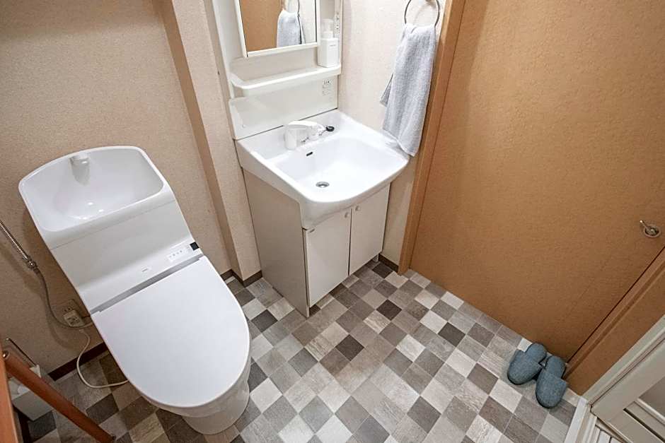 UCHI Living Stay Otaru Suitengu