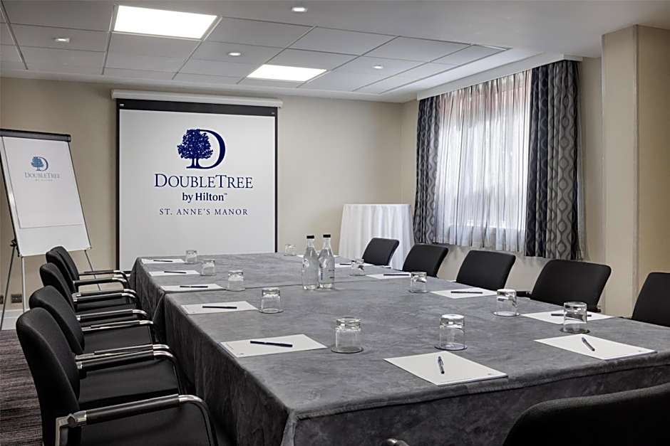 DoubleTree by Hilton St. Anne's Manor