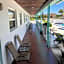 Sun Island Motel
