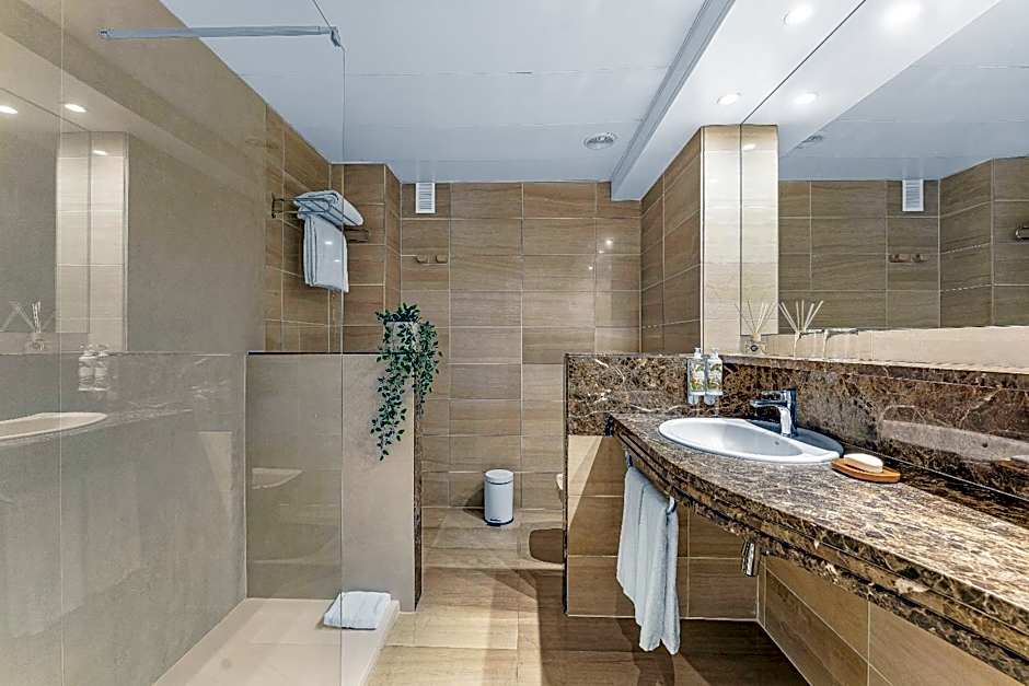 Acacia Suite