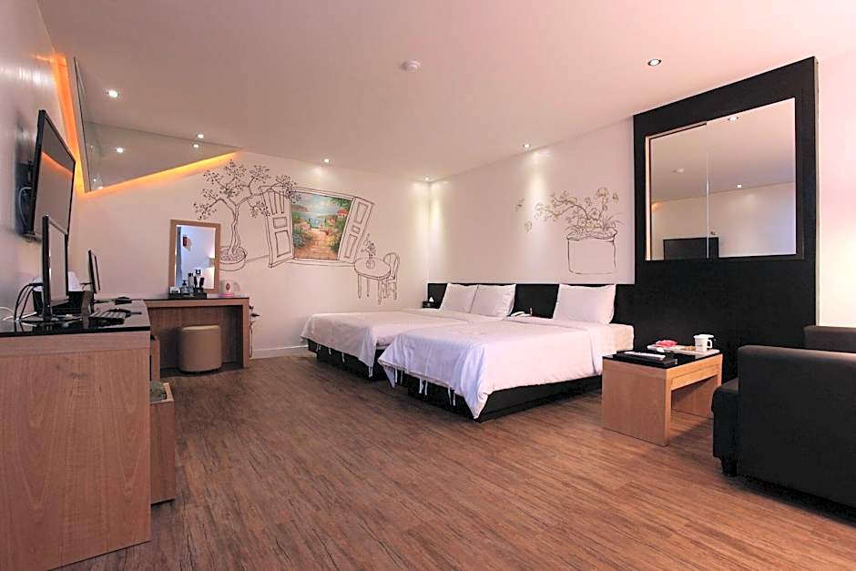 Cheonan K Hotel