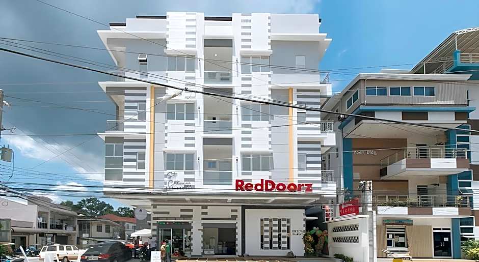 RedDoorz @ St Catherine Residences Olongapo City