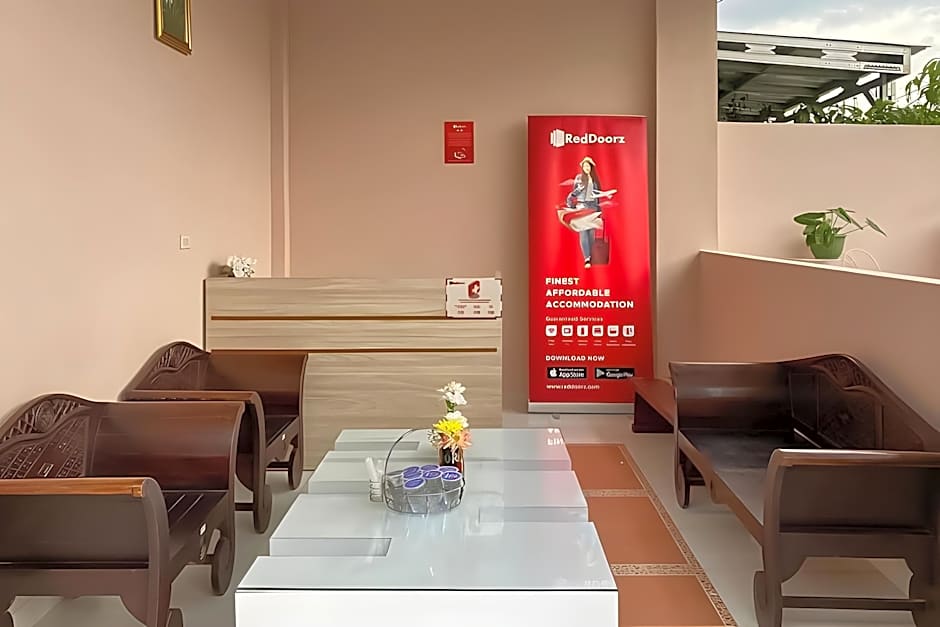 RedDoorz Syariah near PKOR Lampung