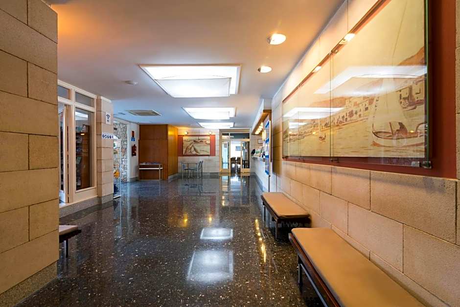 azuLine Hotel S'Anfora & Fleming