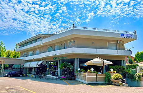 Hotel La Bussola