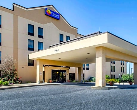 Comfort Inn & Suites York