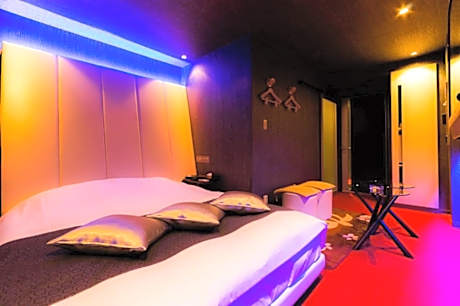 ホテルR-Adult only-lovehotel