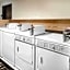 Super 8 by Wyndham Terre Haute