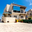 APULIA BLUE APARTEMENTS & B&B