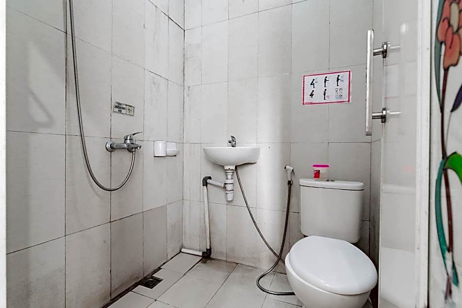 Urbanview Hotel One Family Maribaya by RedDoorz