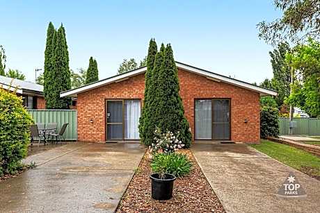 Fossicker Caravan Park