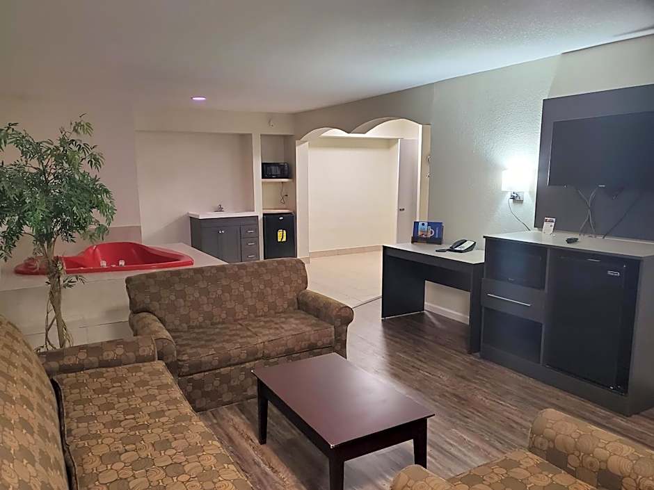 Days Inn by Wyndham Lawton