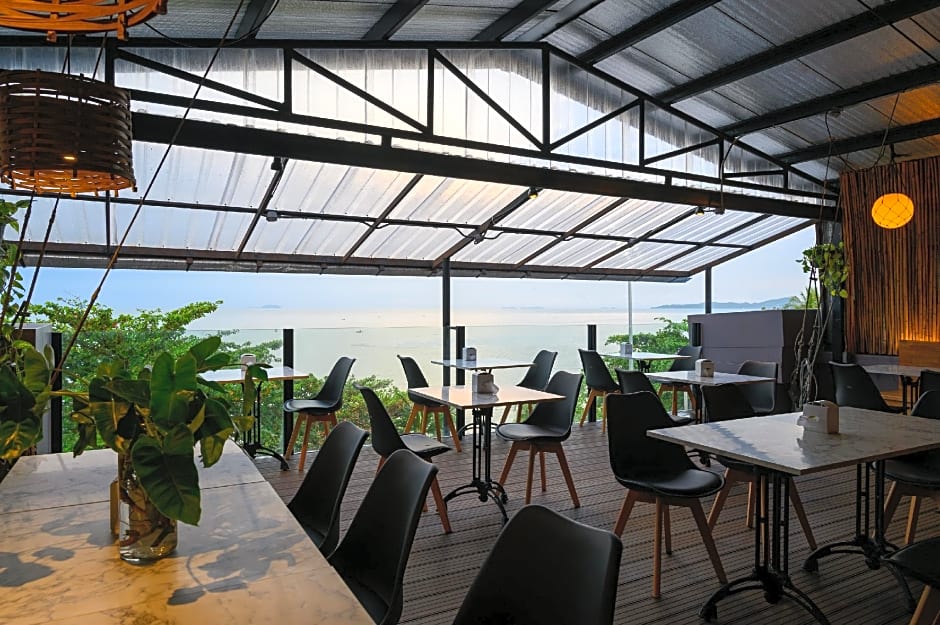 Quarter 09 Beach Hotel