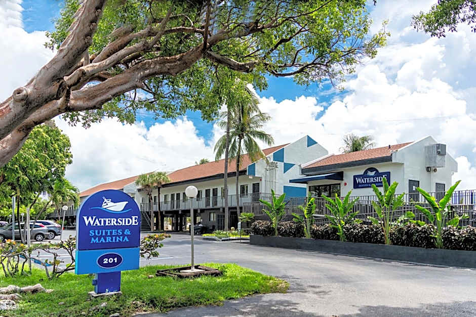 Waterside Suites and Marina