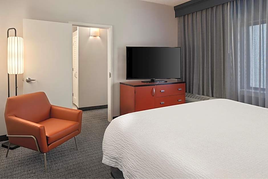 Courtyard By Marriott Chicago Waukegan/Gurnee