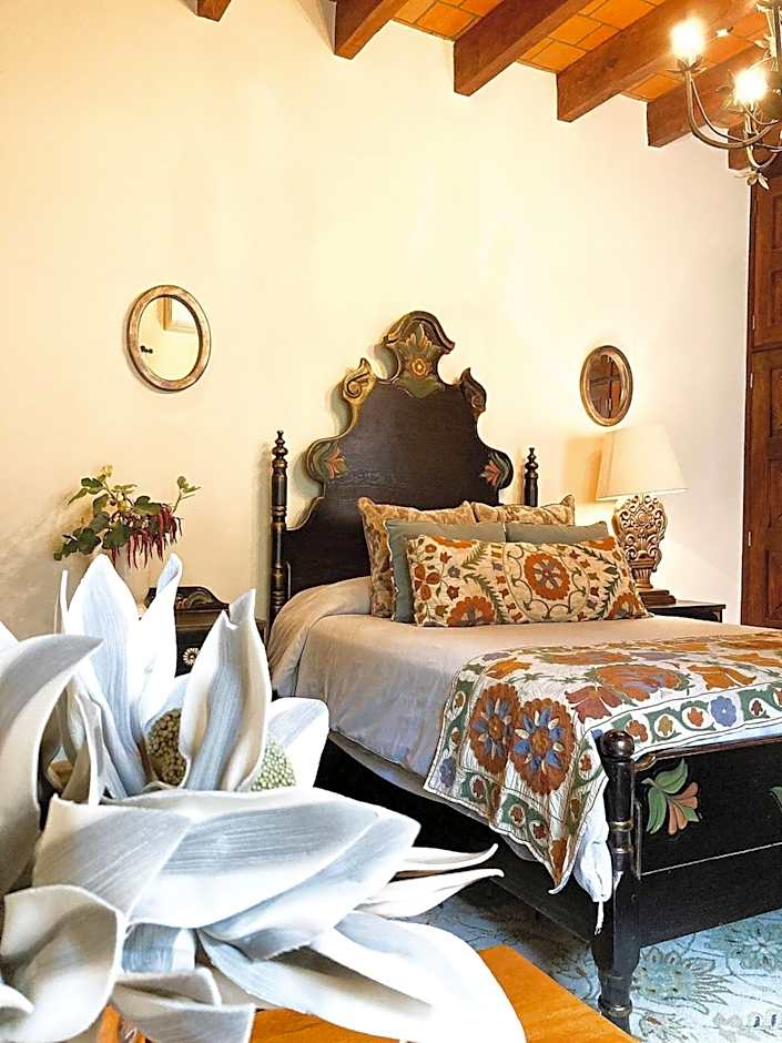 Exclusive Luxury Guest Center House