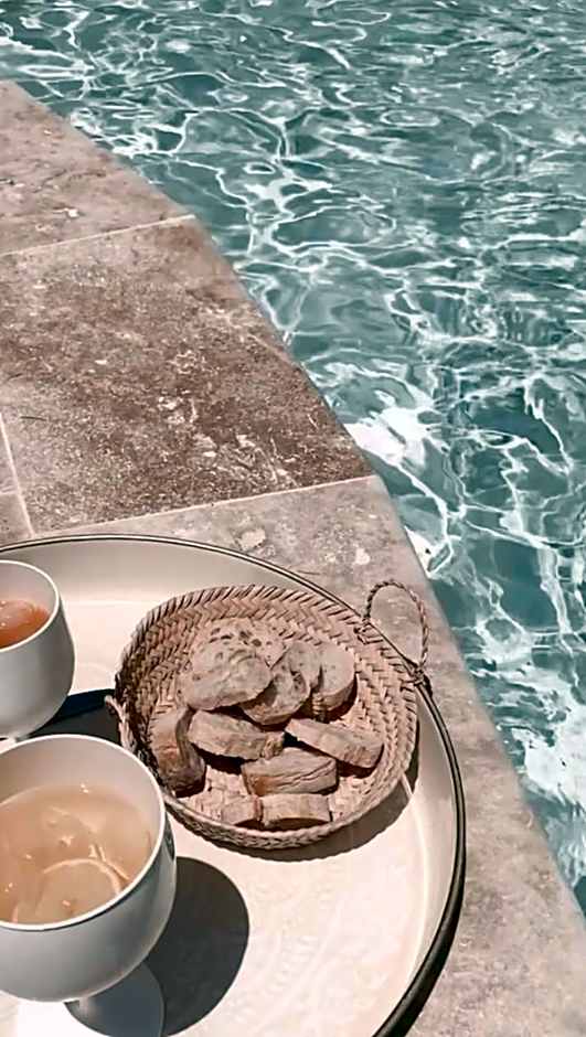 La Bâtisse en Blanc