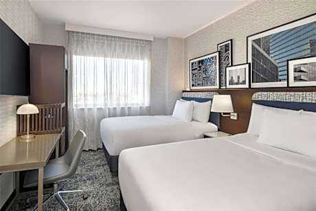 DoubleTree by Hilton Long Island City, NY