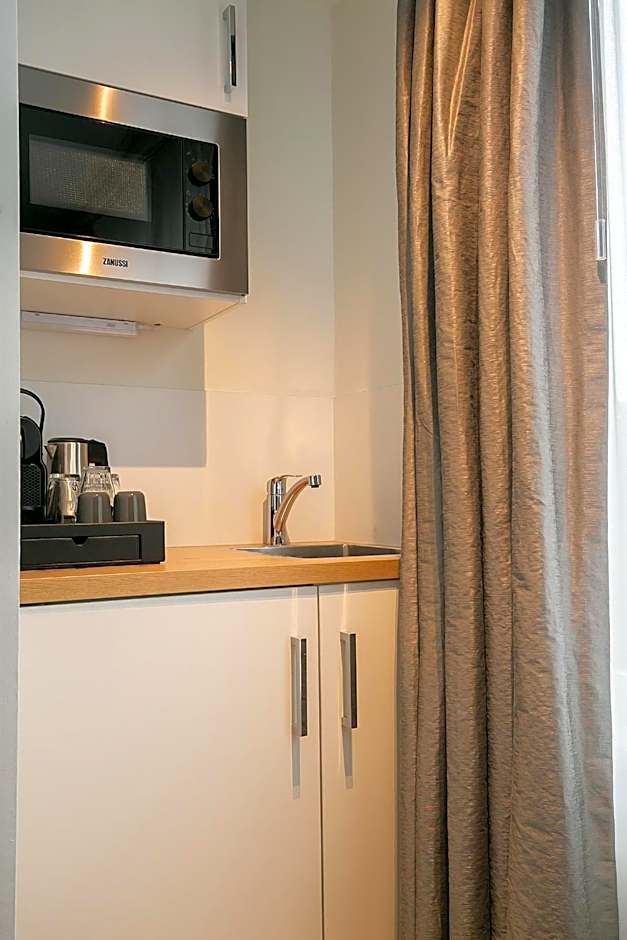 Snoozz Hotels Bolsward Boutique hotel zonder receptie met digitale sleutel