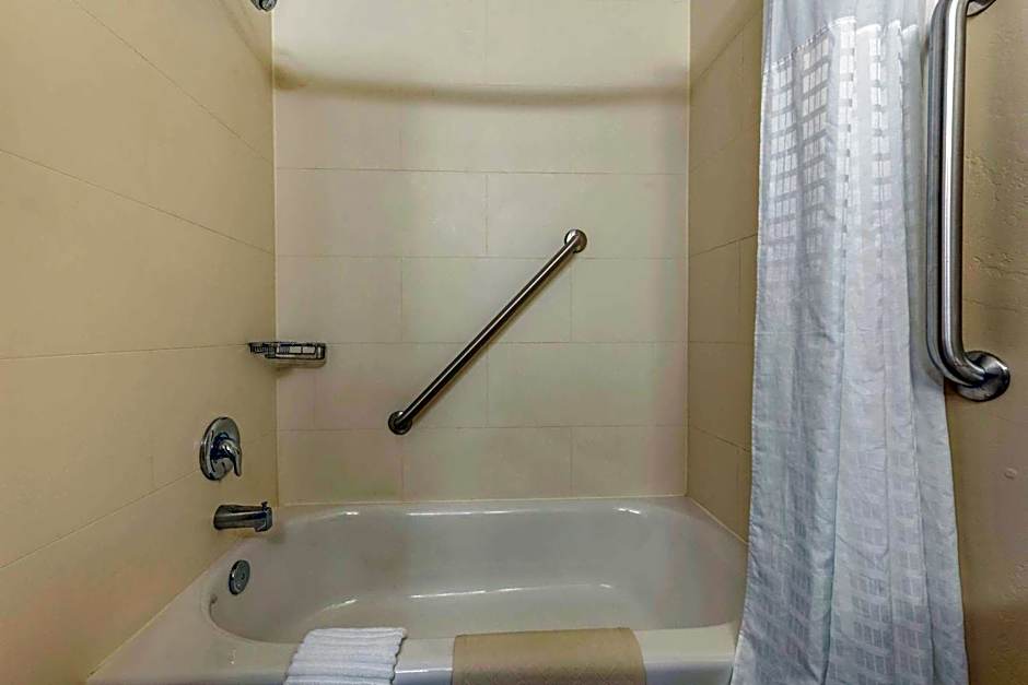 Quality Inn Dover