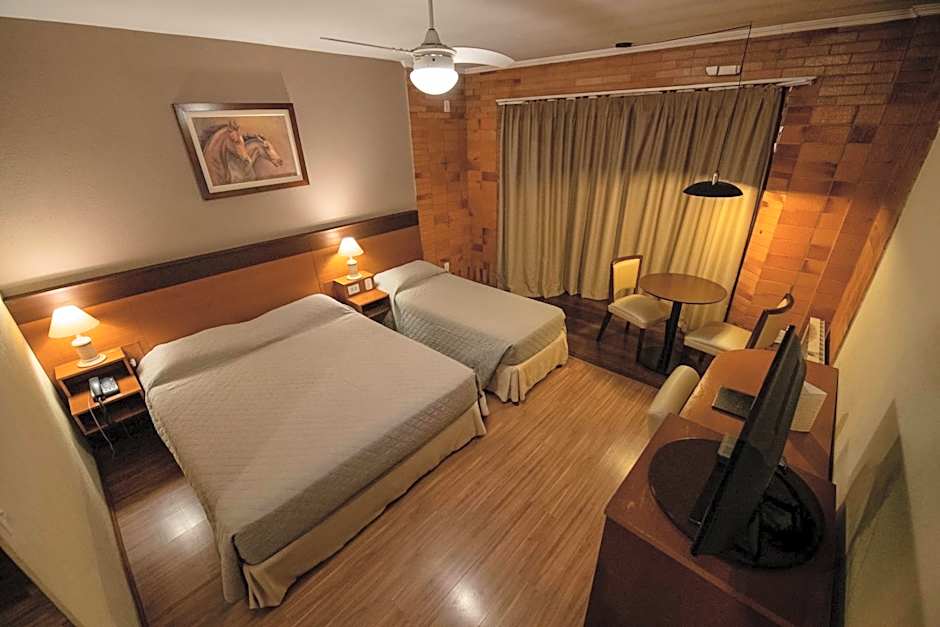 Hotel Serra Nevada