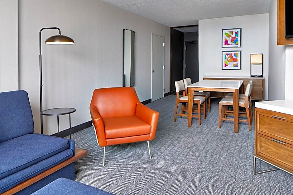 Courtyard by Marriott Detroit Downtown