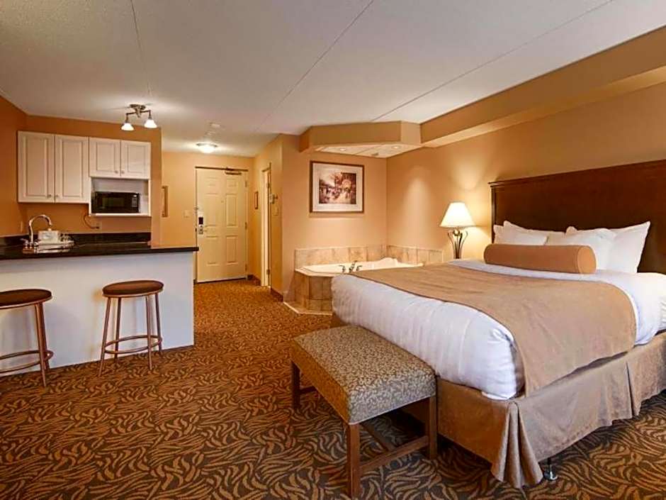 Best Western Plus Orillia Hotel
