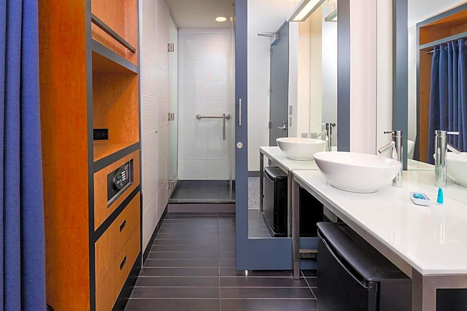 Aloft by Marriott Asheville Downtown