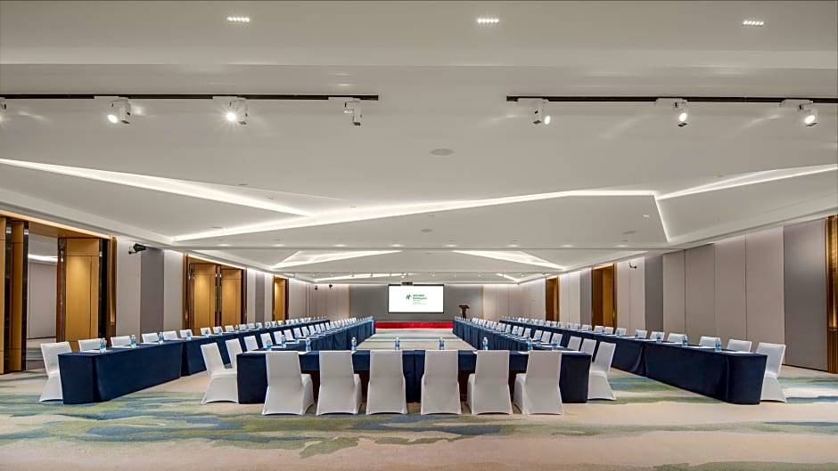 Holiday Inn Qinhuangdao Haigang By IHG