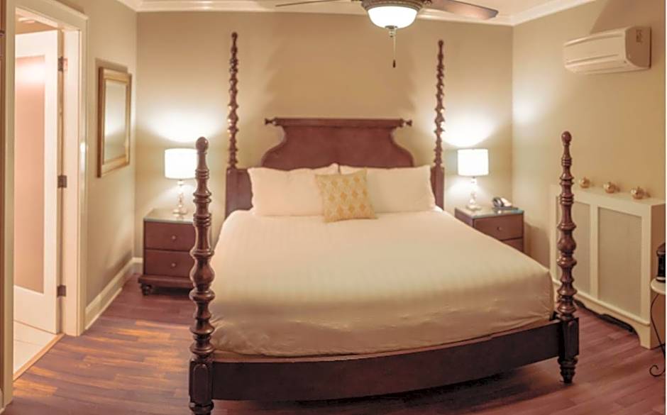 Crown Mansion Boutique Hotel & Villas