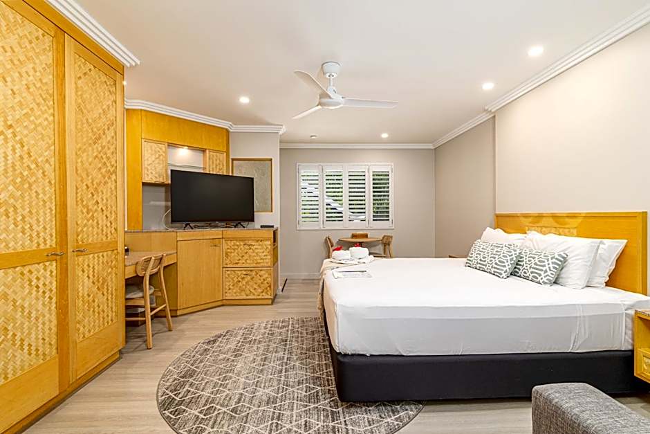 Photo 1 of 6 of 1 King Bed Suite