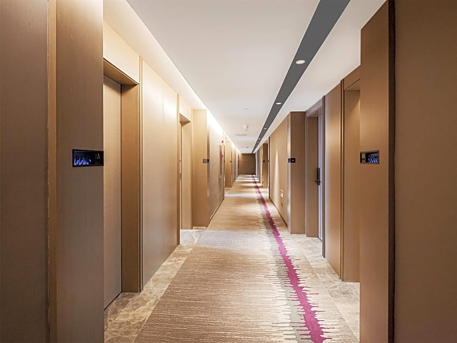 Lavande Hotel Yueyang County Fuya