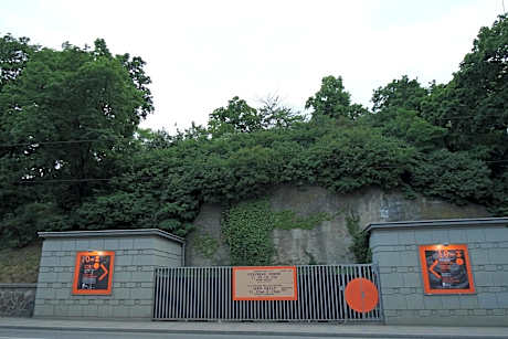 10-Z Bunker