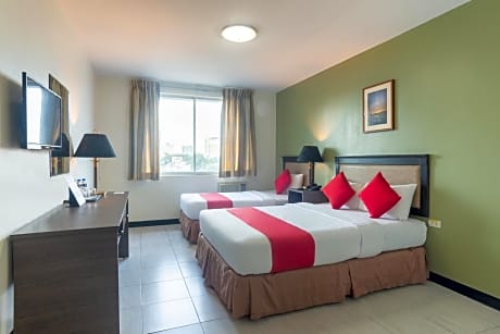 Superior Family Room