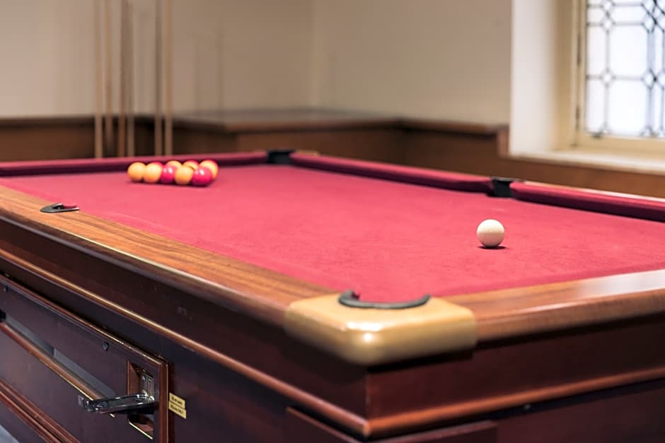 Discount Pool Table