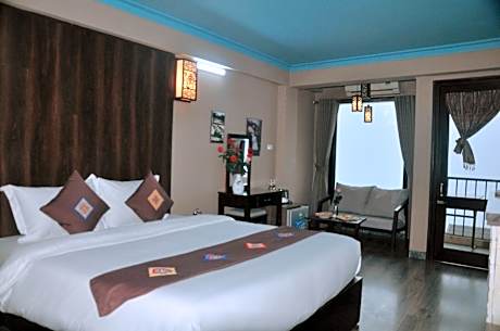 Superior Double or Twin Room with City View