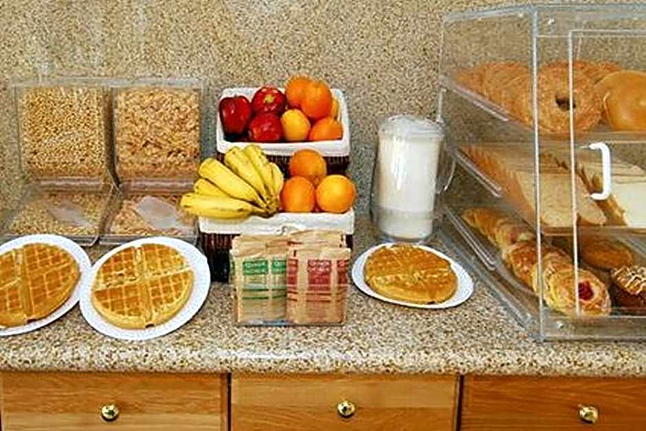 Quality Inn & Suites Bakersfield