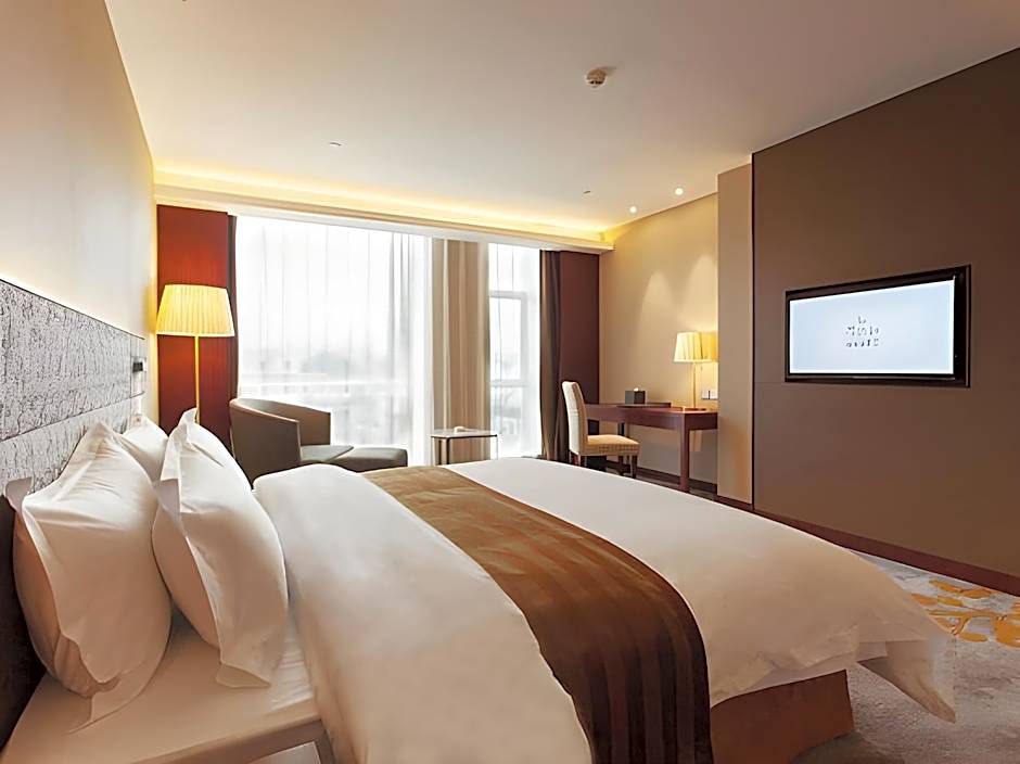 The Summit Hotel Zhongshan